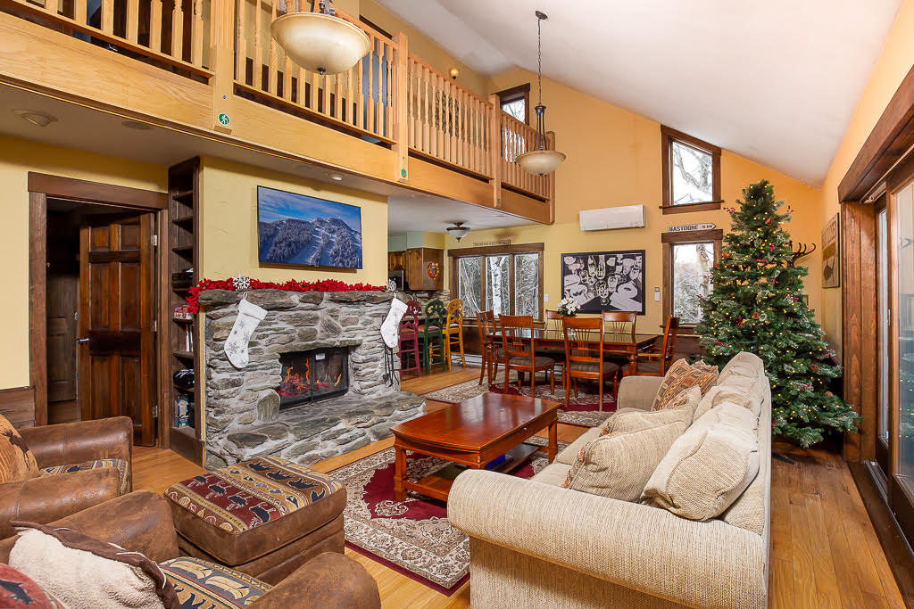 The Cozy Ski House